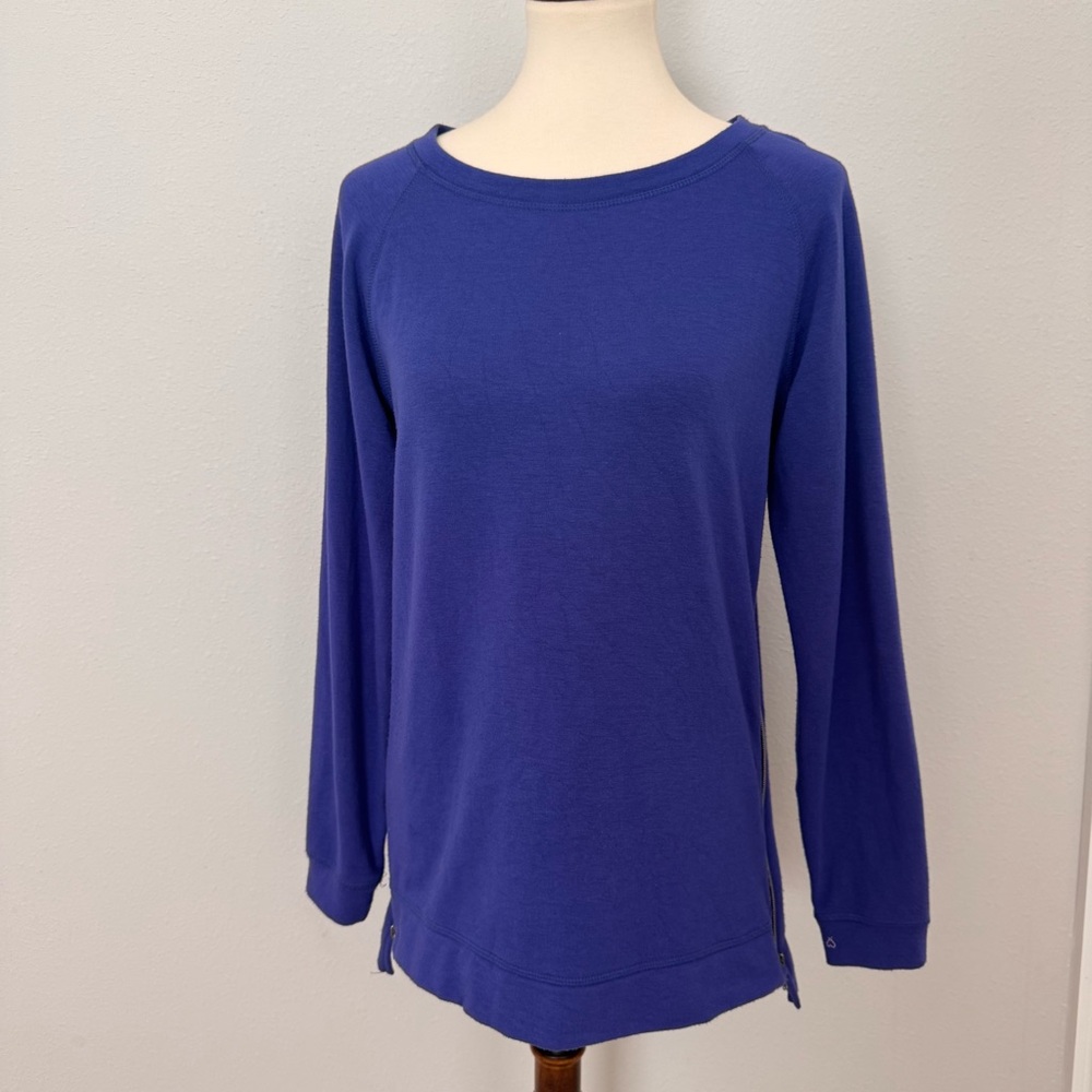 Stella & Dot Fitted Blue Long Sleeve Sweatshirt